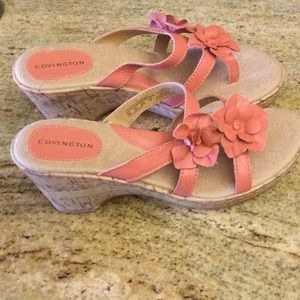 Brand new never worn, size 8 coral cork wedge.